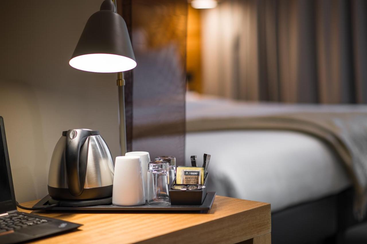 9โฮเต็ล ปากีส Hotel เจนีวา ภายนอก รูปภาพ